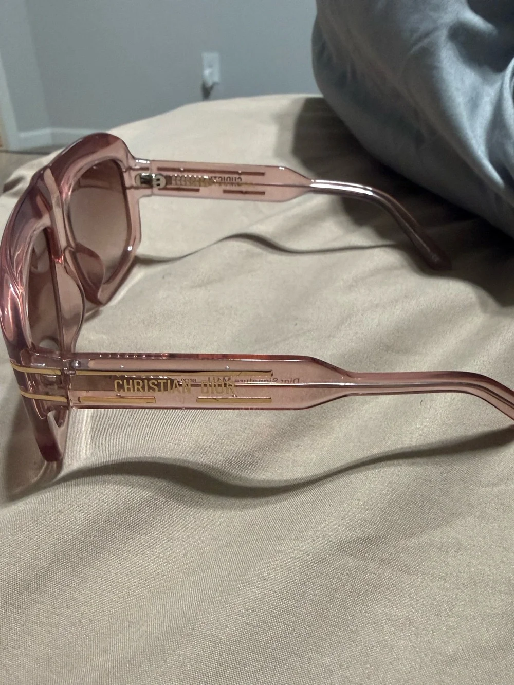 Women’s Pink Square Frame Sunglasses